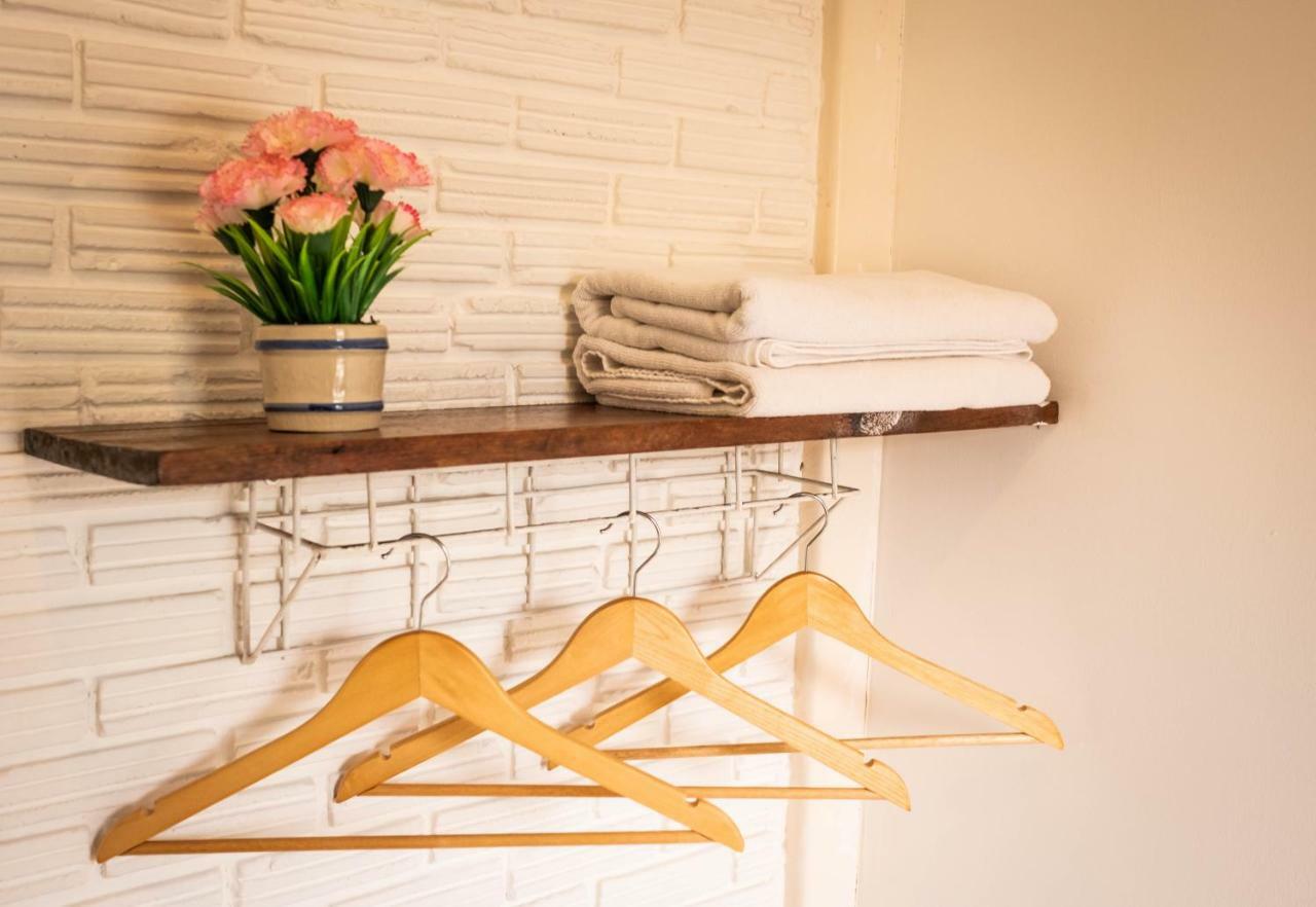 The Old Car Guesthouse Chiang Mai Ngoại thất bức ảnh